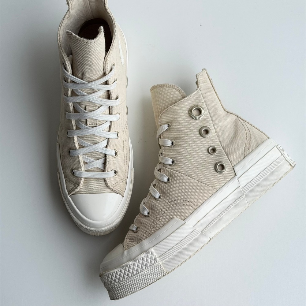 Converse Chuck 70 Plus High Womens 8.5 'Metal Rings' Platform Canvas Sneakers
